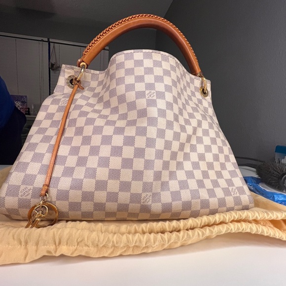 Louis Vuitton Handbags - Louis Vuitton Artsy Damier Azur. Dust bag included.